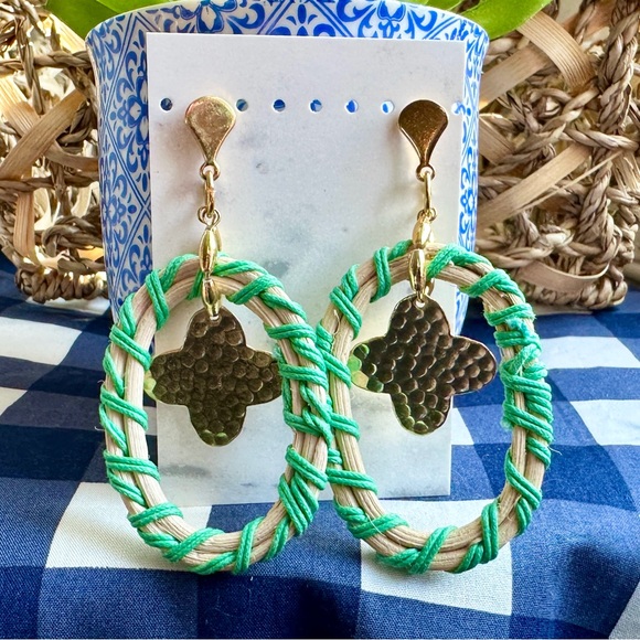 Raffia-Wrapped Wicker and Quatrefoil Earrings - Picture 1 of 1